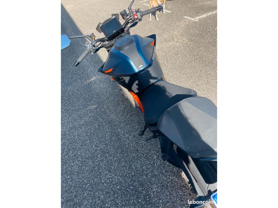 KTM 1290 SUPER DUKE R EVO