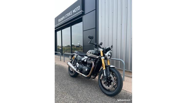 TRIUMPH SPEED TWIN 1200