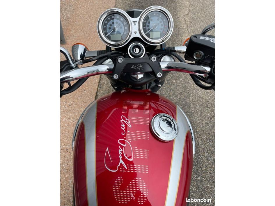 TRIUMPH BONNEVILLE T120 Série Limitée Elvis Presley 
