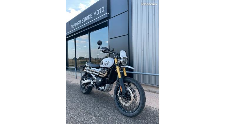 TRIUMPH SCRAMBLER 1200 XE
