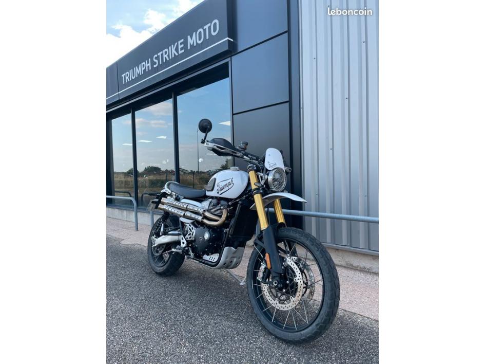 TRIUMPH SCRAMBLER 1200 XE
