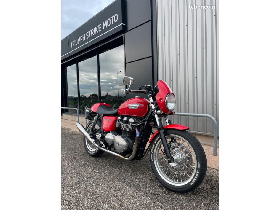 TRIUMPH THRUXTON 900 EFI