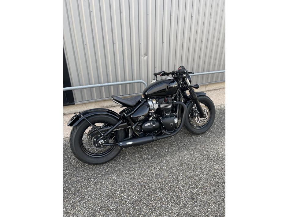 TRIUMPH Bonneville Bobber 1200